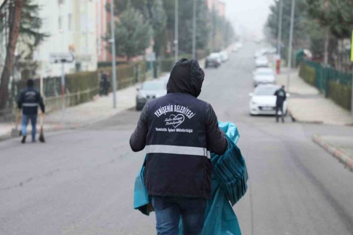 Yenişehir’de Temizlik Çalışmaları Sürüyor