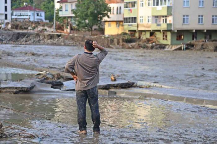 Sel Felaketinde 17 Kişinin Öldüğü Ölçer Apartmanı’nın Müteahhidine 5 Yıl 10 Ay Hapis Cezası