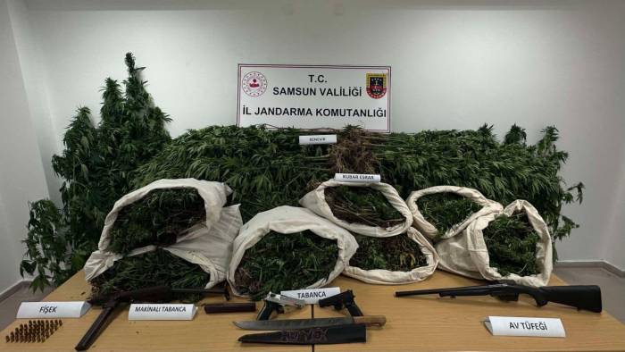 Kavak’ta Zehir Tacirlerine Geçit Yok