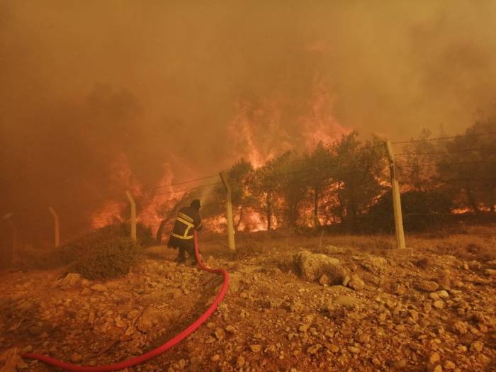 Büyükşehir İtfaiyesi’nden 2023’te 10 Bin 225 Olaya Müdahale