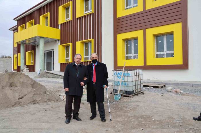 “Burası Sizin Kapanmayacak Hayrınız”