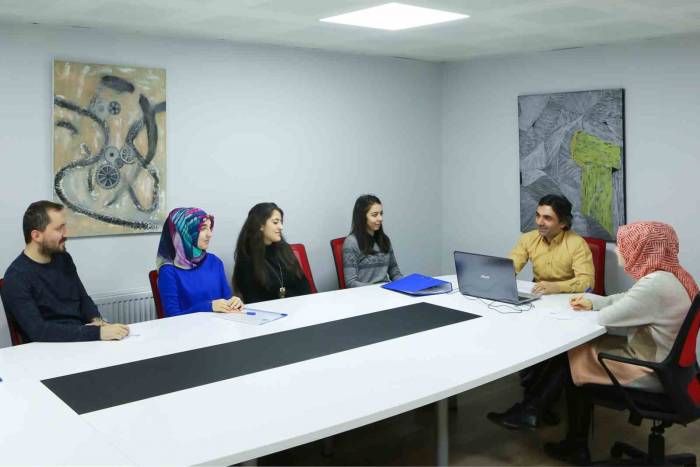 Atatürk Üniverstesi’nden Psikolojik Danışma Ve Rehberlik Hizmeti