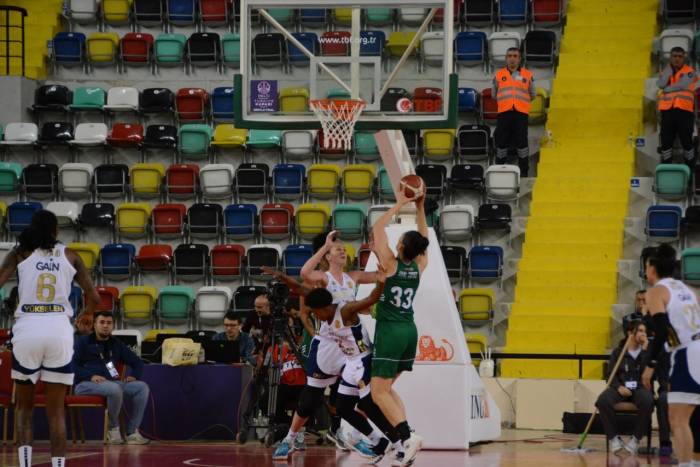 Kadınlar Türkiye Kupası’nda Fenerbahçe Finalde