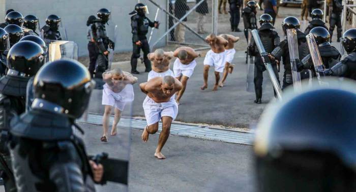 El Salvador’da Ohal İle Geçtiğimiz Sene Cinayetler Yüzde 70 Oranında Azaldı
