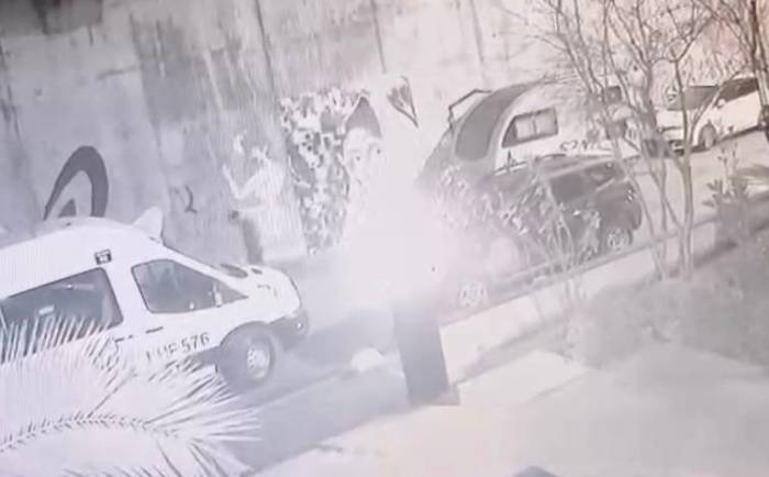 Kadıköy’de Öğrenci Taşıyan Okul Servisinin Kaçırılma Anı Kamerada