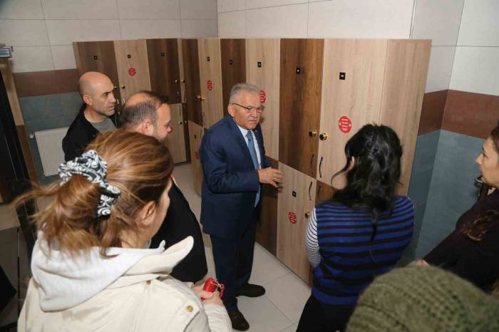 Başkan Büyükkılıç’tan Sağlıklı Yaşam Merkezine Ziyaret