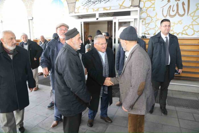 Başkan Büyükkılıç, Hisarcık’ta Vatandaşlarla Bir Araya Geldi