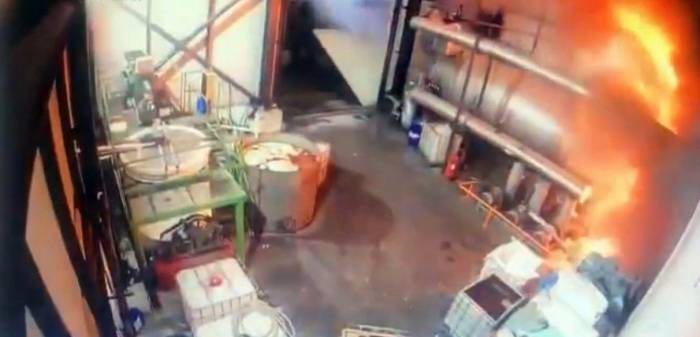 Fabrikadaki Yağ Kazanı Bomba Gibi Patladı