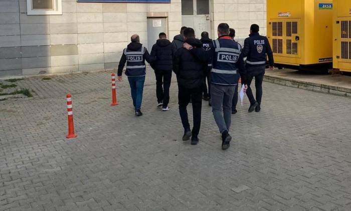 Samsun Emniyeti 858 Aranan Şahsı Yakaladı