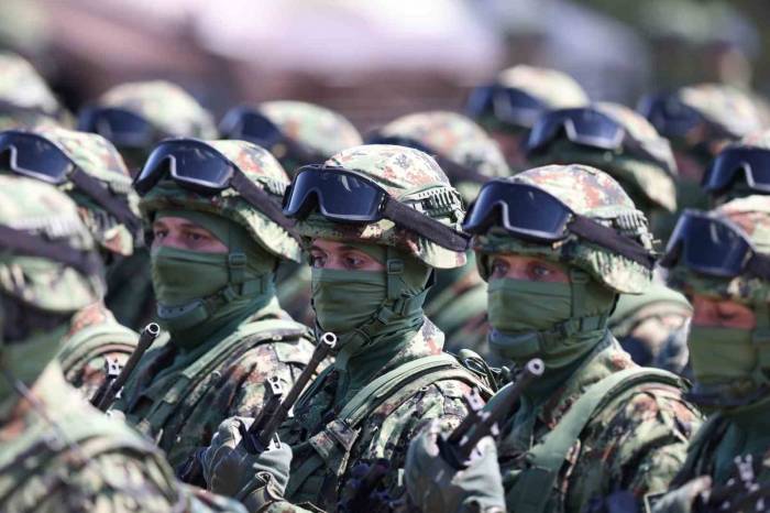 Sırbistan’da 13 Yıl Sonra Askerlik Hizmeti Yeniden Zorunlu Olabilir