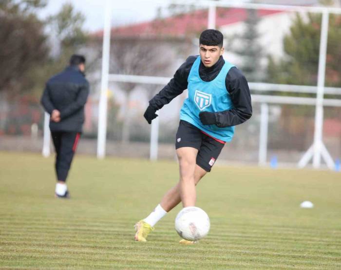 Sivasspor’un Genç Yıldızı Brentford’a Gidiyor