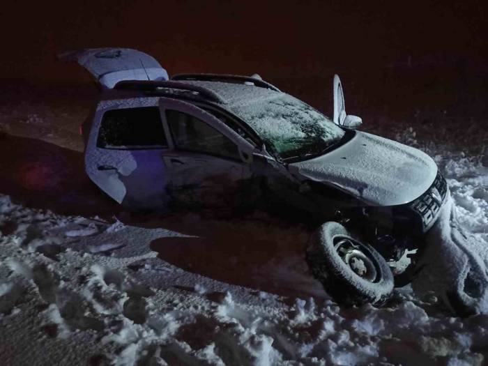 Van’da Trafik Kazası: 4 Yaralı