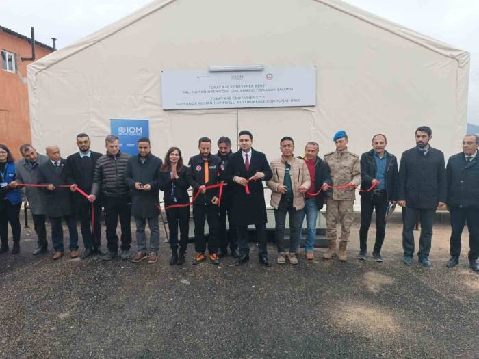 Gölbaşı İlçesindeki Konteyner Kentlere Çok Amaçlı Çadır Kuruldu