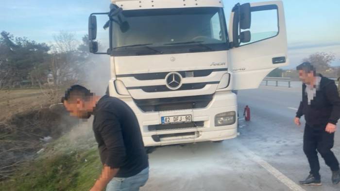 Kırklareli’nde Seyir Halindeki Kamyonda Yangın
