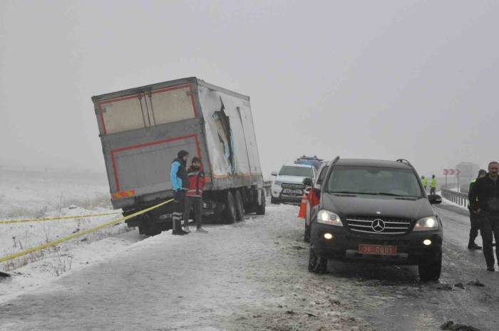 Kars’taki Kazada Acı Detay: Sarıkamış Şehitlerini Anma Etkinliklerine Gidiyorlarmış