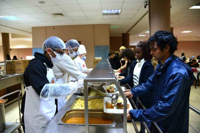 Mersin Üniversitesi Yemeğini Artık Kendi Üretiyor