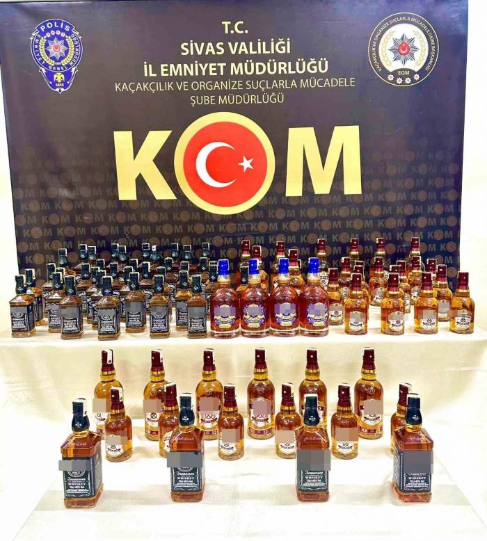 Sivas’ta 80 Şişe Kaçak Alkol Ele Geçildi