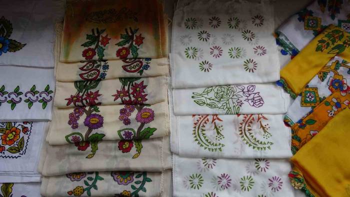 Sanatsal Anlamda Rağbet Çok, Ticari Anlamda Talep Yok