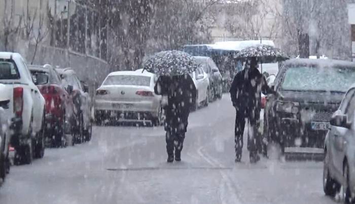 Tunceli’de Kar Yağışı Etkili Olmaya Başladı