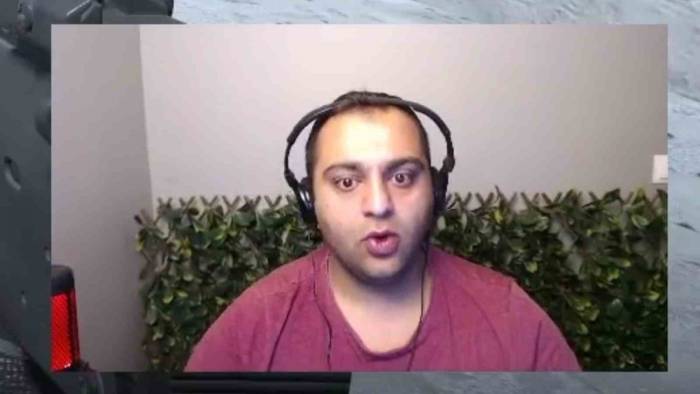 Depreme Canlı Yayında Yakalandı