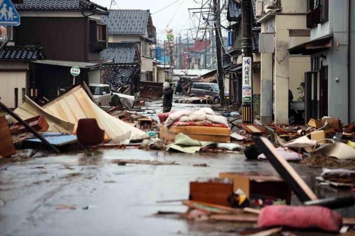 Japonya’daki 7.6’lık Depremde Ölü Sayısı 110’a Yükseldi