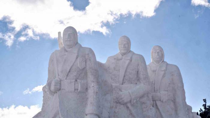 Kardan Heykellerin Açılışı Bugün Yapılacak