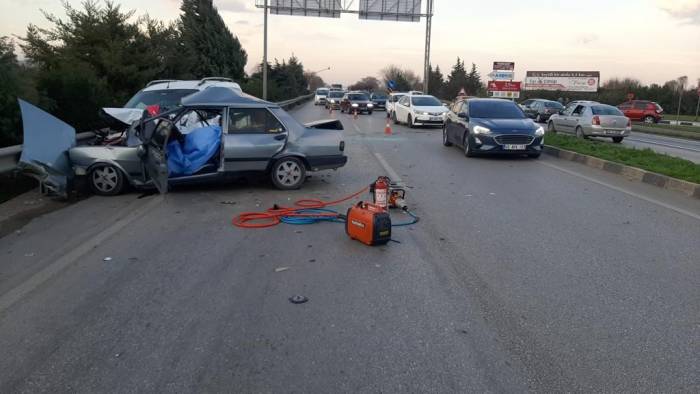 Manisa’da Feci Kaza: 2 Ölü, 1 Yaralı
