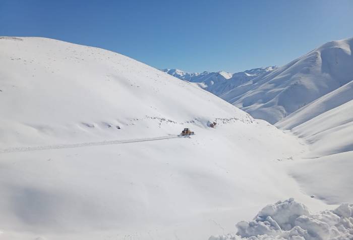 Hakkari’de 74 Köy Yolu Ulaşıma Açıldı