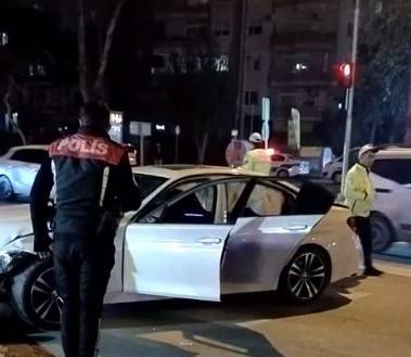Mersin’de Silahlı Saldırıya Uğrayan Sürücü Aracıyla Refüje Çarptı