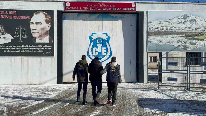 Ağrı’da 10 Yıl Hapis Cezası Olan Firari Yakalandı