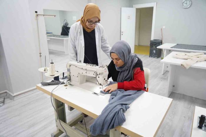 Çayırova’da Meslek Edindirme Kurslarına İlgi