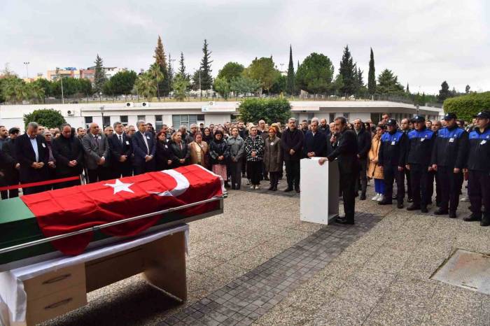 Çukurova Belediyesi’nde Vefat Eden Zabıta Müdürü İçin Tören Düzenlendi