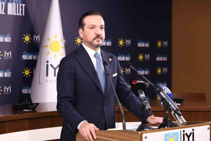 İyi Parti Sözcüsü Zorlu: " İstanbul Ve Ankara İçin Temennimiz Ocak Ayı İçinde Bu Adaylarımızı Açıklama Yönünde"