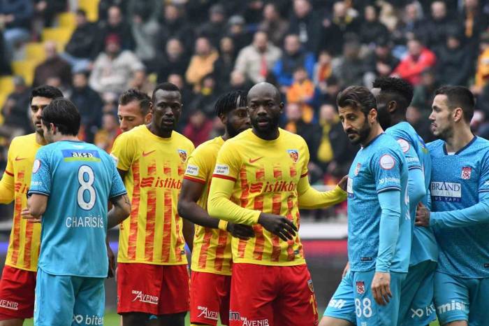 Stephane Bahoken 3. Golünü Attı