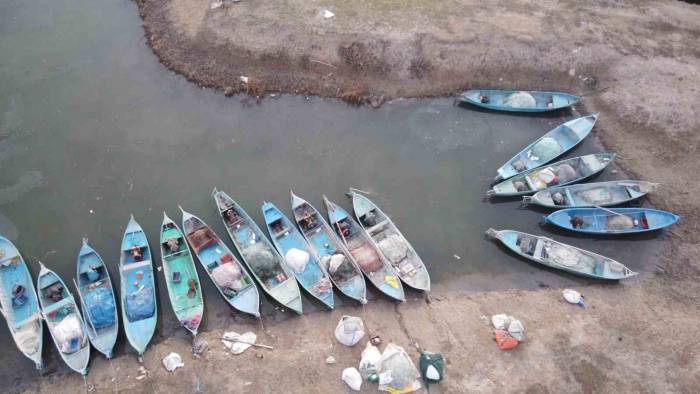 Beyşehir’de Küçük Ölçekli Balıkçılar Destekleniyor