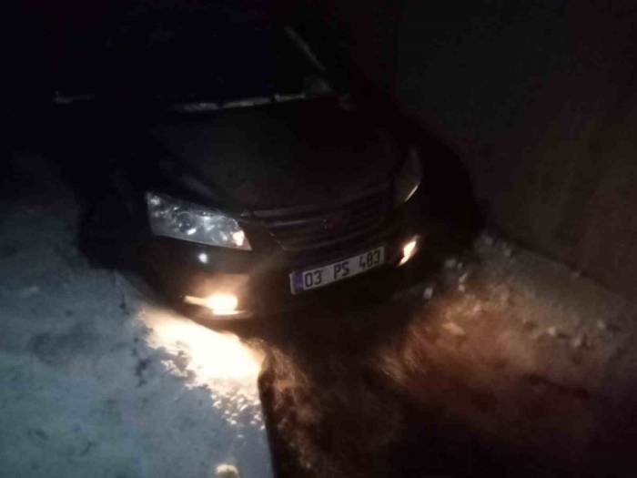 Van’da İki Araç Kanala Uçtu: 9 Yaralı