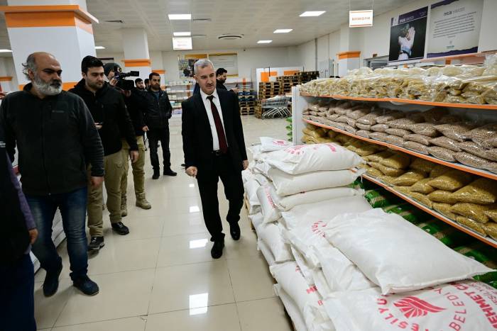 Yeşilyurt’ta İhtiyaç Sahibi Ailelere Un Yardımı