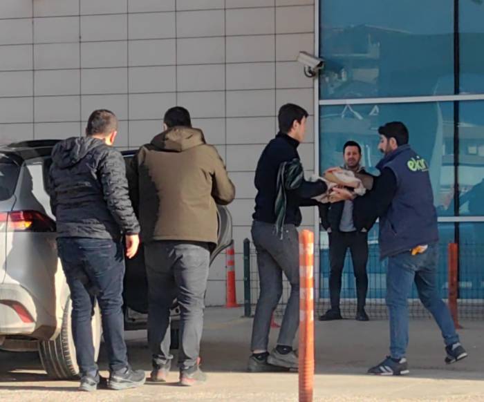 Elini Kesim Makinesine Kaptıran İşçinin 2 Parmağı Koptu