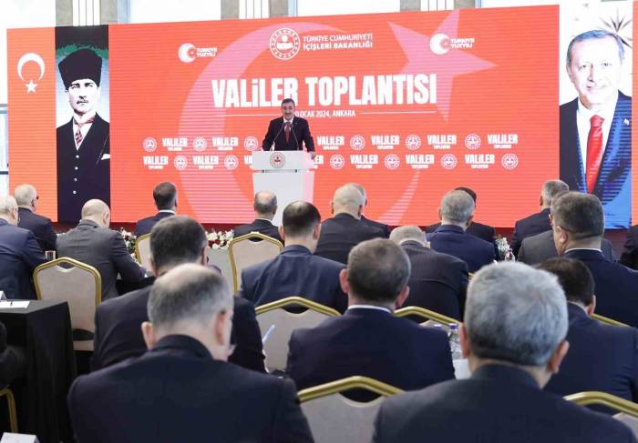 Cumhurbaşkanı Yardımcısı Yılmaz: "Rutin İşler Yapan, Bunun Dışına Çıkmayan Valilik Anlayışı Artık Kabul Edilebilir Değil"