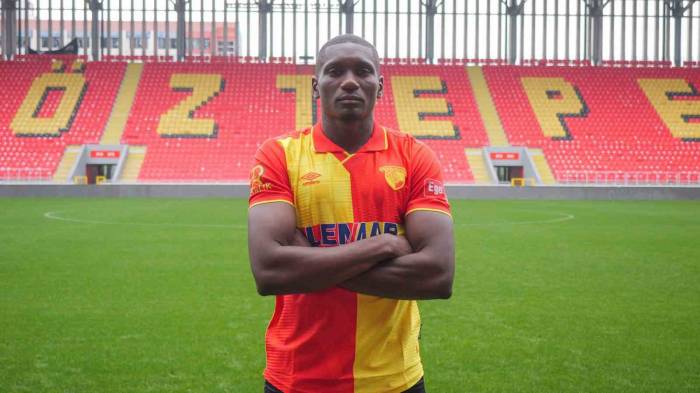 Göztepe, Heiton’u Açıkladı