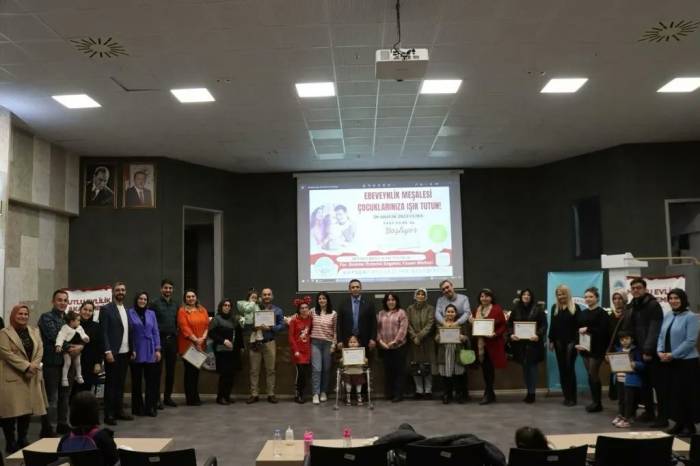 Kaymek’in “Ebeveynlik Meşalesi” Eğitim Programı Tamamlandı