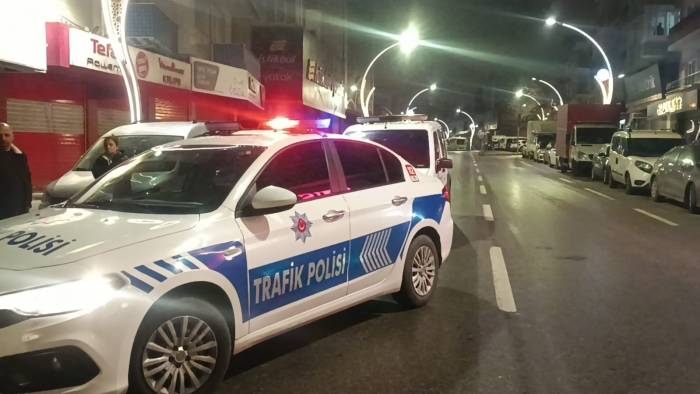 Otomobille Çarpışan Motosikletli Yaralandı