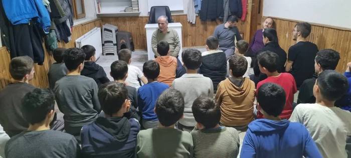 Kur’an Kursu Öğrencilerine Ziyaret
