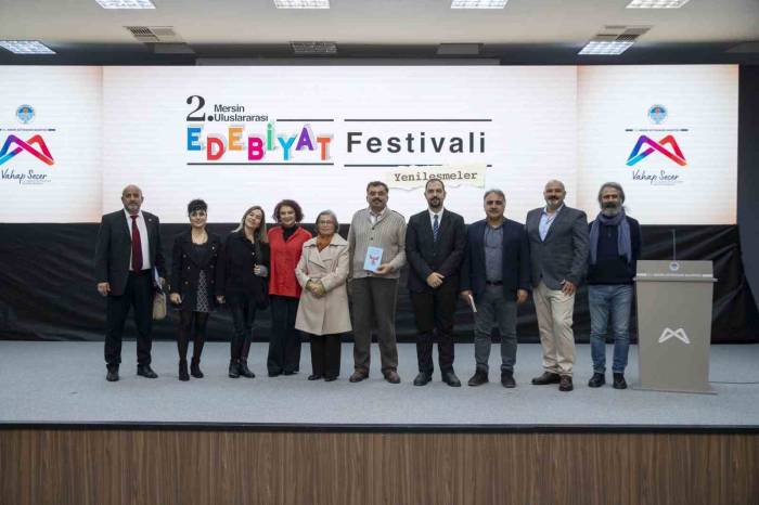 2. Uluslararası Mersin Edebiyat Festivali’nde Ödüller Sahiplerini Buldu