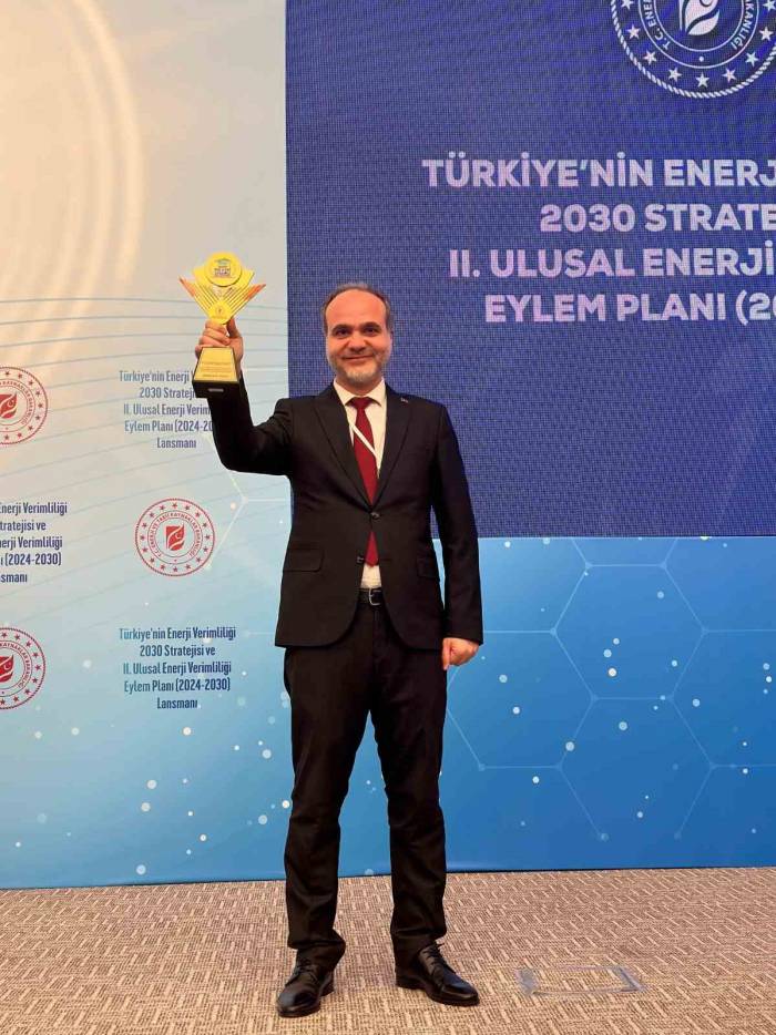 Niğde Ömer Halisdemir Üniversitesi’ne Enerji Verimliliği Birincilik Ödülü