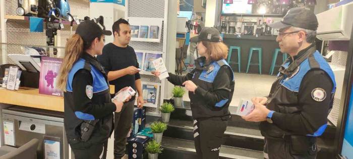 Alanya’da Polisten Esnafa Dolandırıcılık Bilgilendirmesi