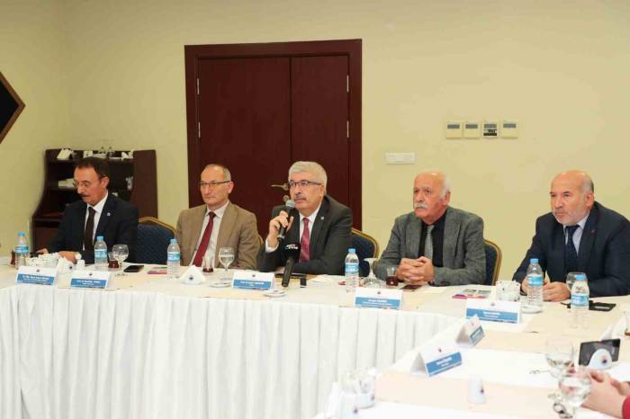 Rektör Taşdemir: “Basın, Toplumun Sesidir"