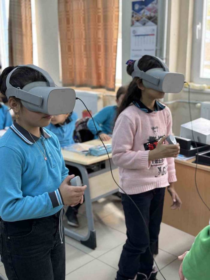 Uedaş Çocuklarla Enerjiyi Geleceğe Taşıyor