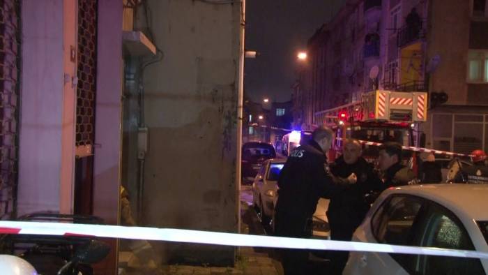 Üsküdar’da Çıkan Yangın Nedeniyle Bir Bina Tahliye Edildi