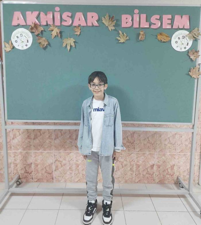 Şiir Yarışmasının Birincisi Akhisar Bilsem’den